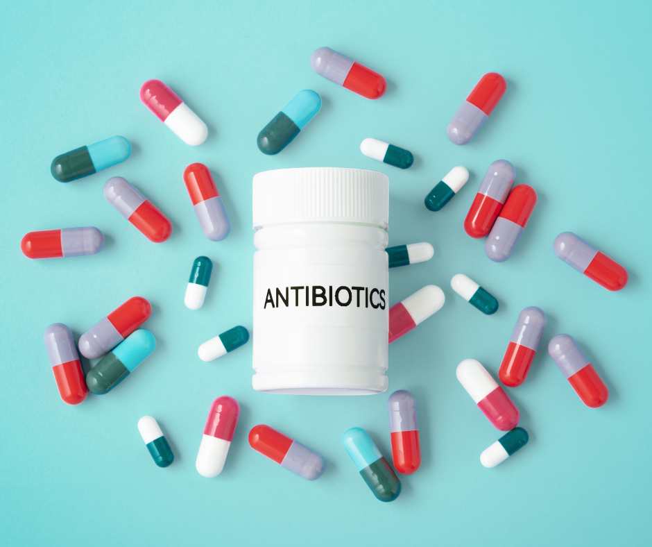 Alimenti e farmaci come assumere antibiotici a stomaco pieno